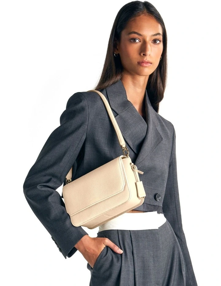 The Medium Flap Leather Crossbody Bag in Saharan Nude image 3