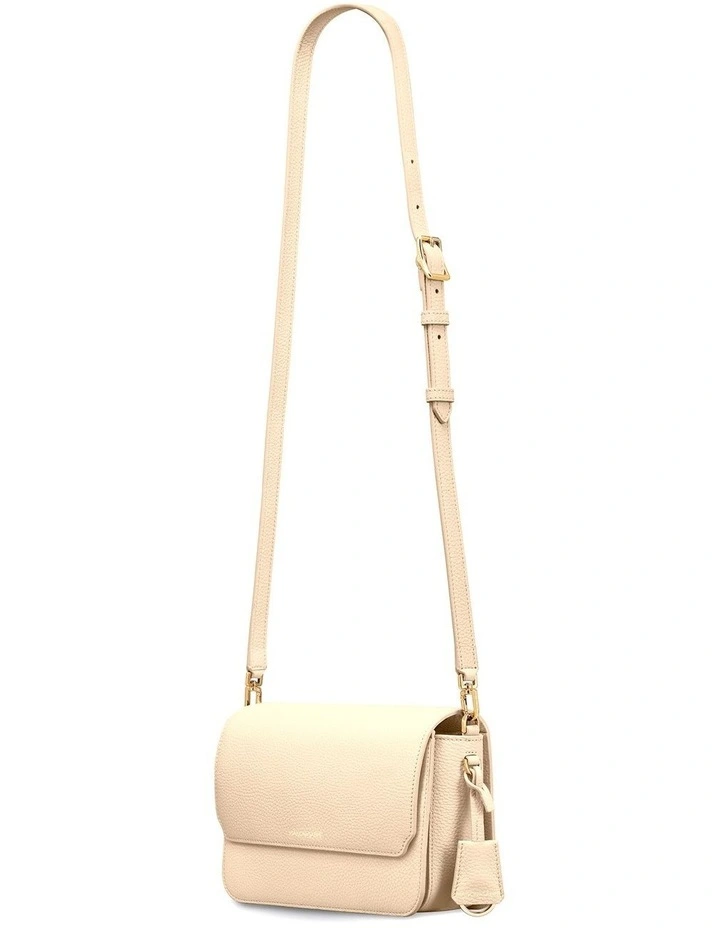 The Medium Flap Leather Crossbody Bag in Saharan Nude image 6