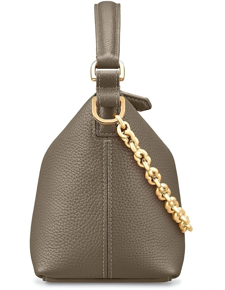The Limited-Edition Soft Leather Hobo Bag in Cashmere Clay image 5