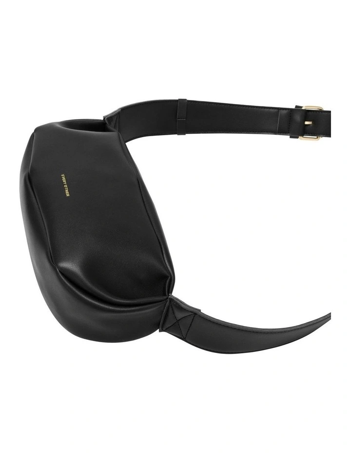 SOFT CRESCENT BAG IN BLACK image 5