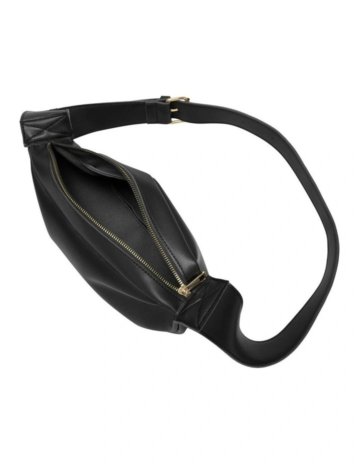 SOFT CRESCENT BAG IN BLACK image 6