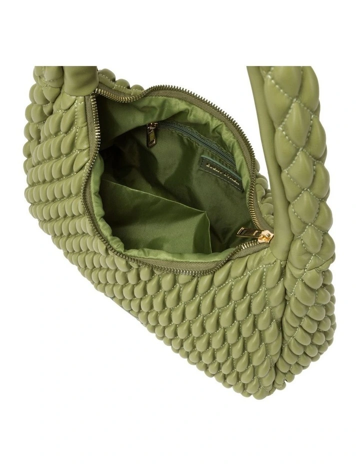 QUILTED SHOULDER BAG IN OLIVE image 5