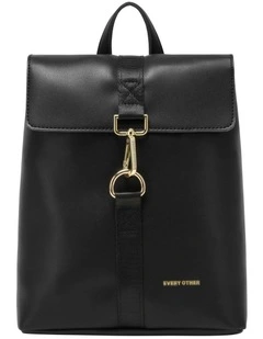 SINGLE CLIP BACKPACK IN BLACK