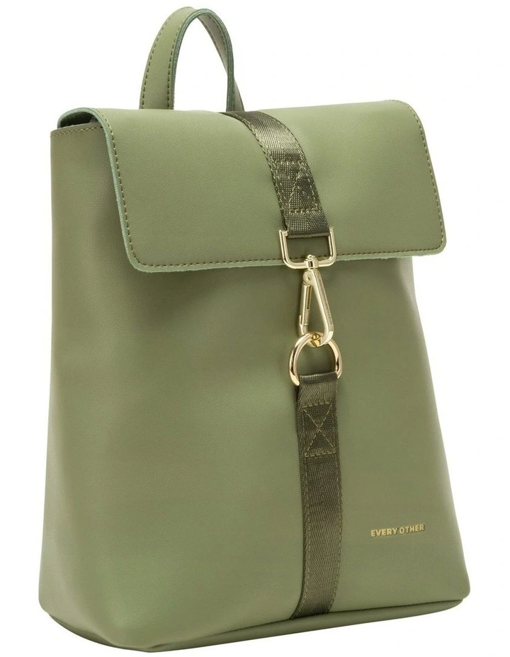 SINGLE CLIP BACKPACK IN OLIVE image 2