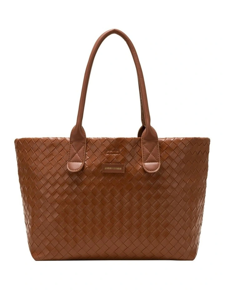WOVEN TOTE BAG IN BROWN image 2