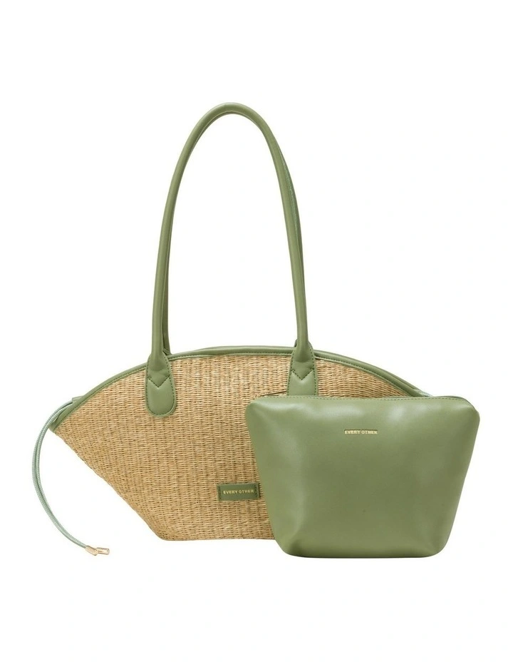 STRAW CURVE TOP SHOULDER BAG IN NATURAL STRAW WITH OLIVE TRIM image 3