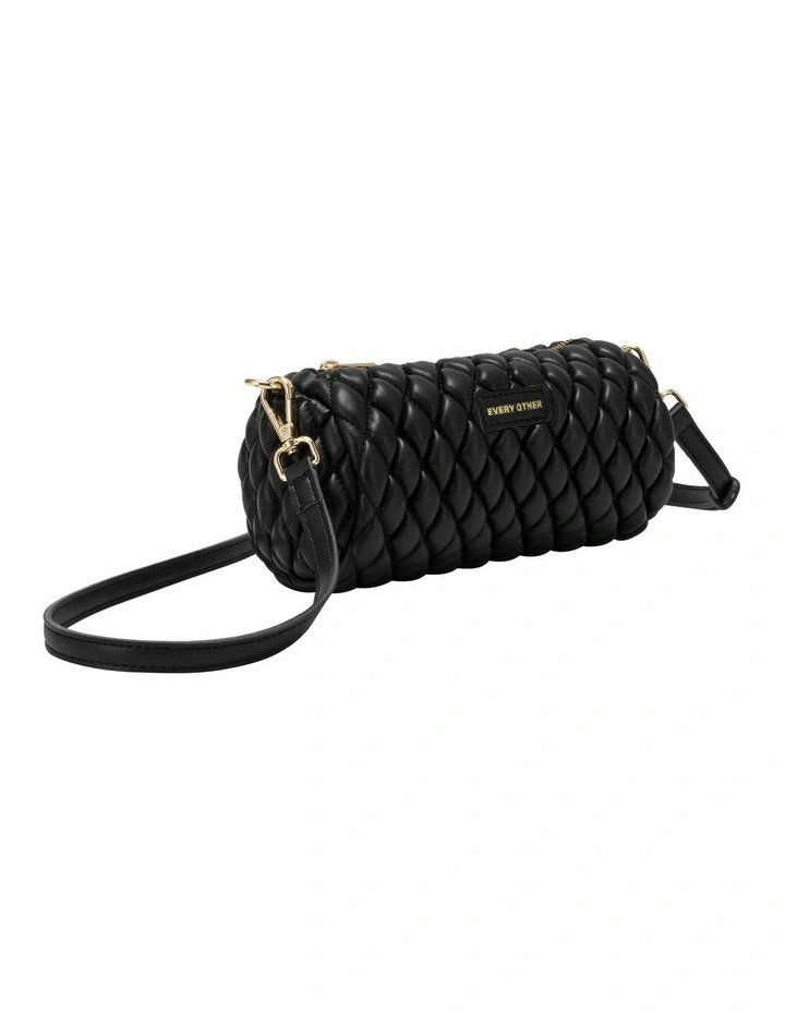 QUILTED BARREL BAG IN BLACK image 5