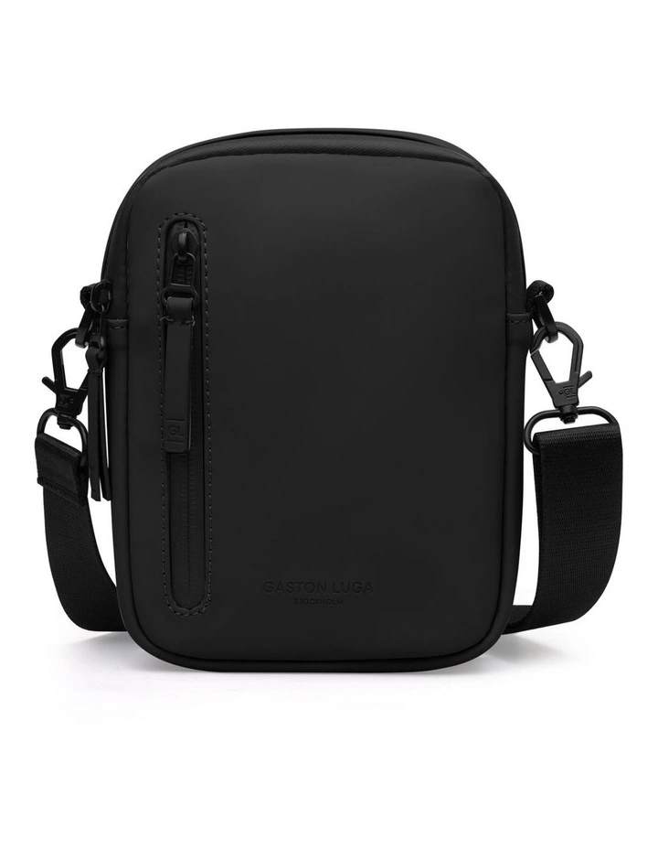 Gaston Luga Dash Verti Crossbody Travel Bag in Black image 1