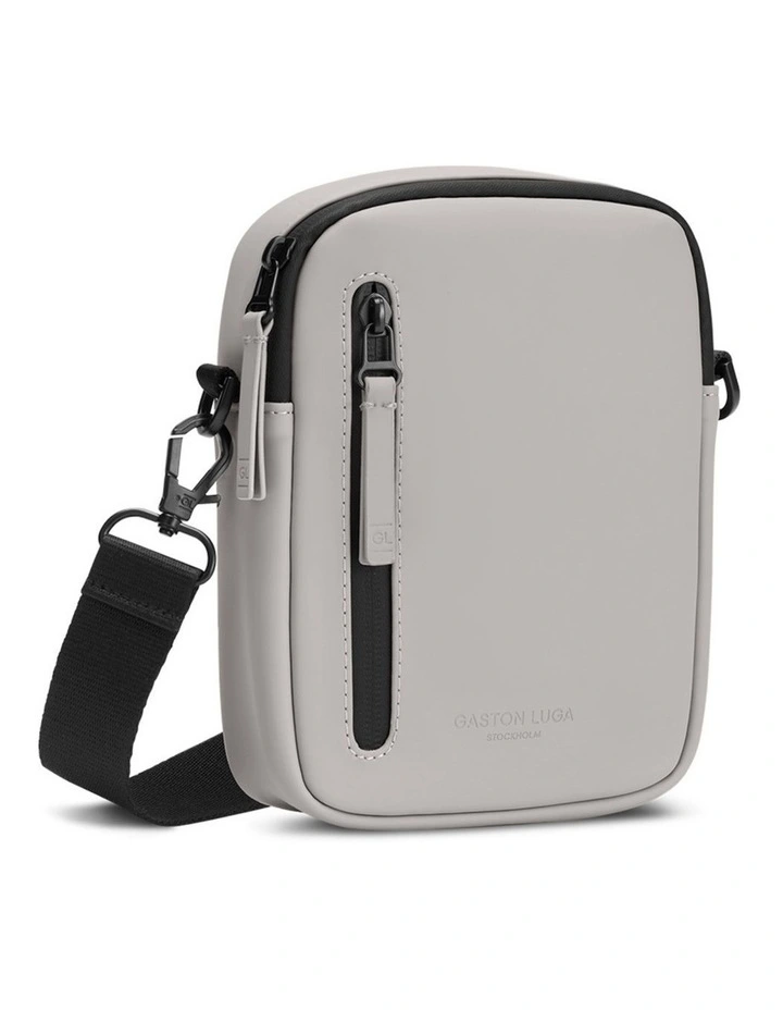 Gaston Luga Dash Verti Crossbody Travel Bag in Taupe image 2