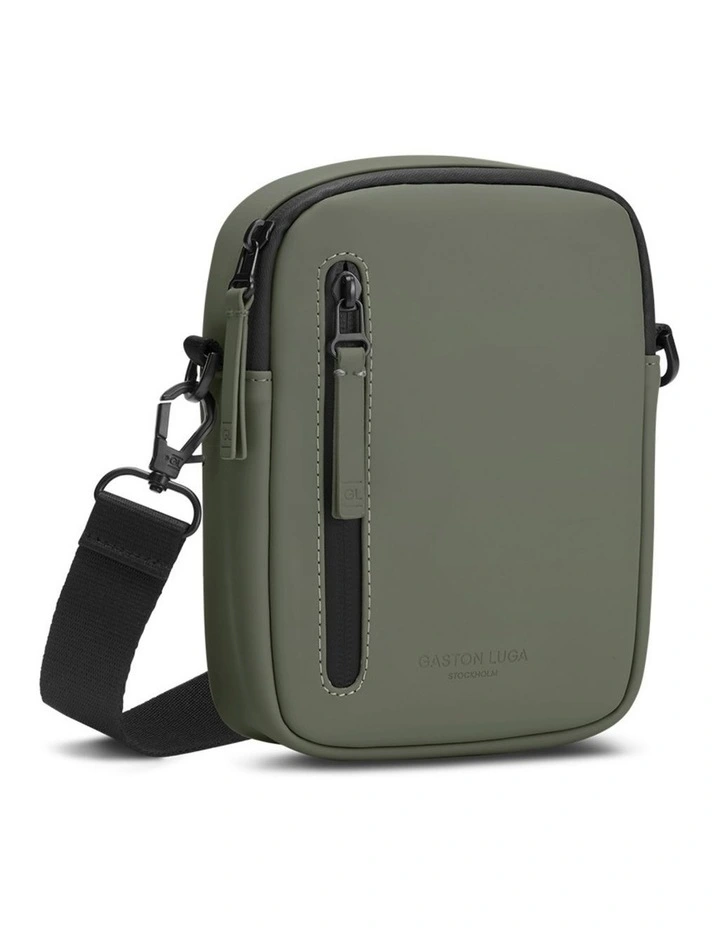 Gaston Luga Dash Verti Crossbody Travel Bag in Olive image 2
