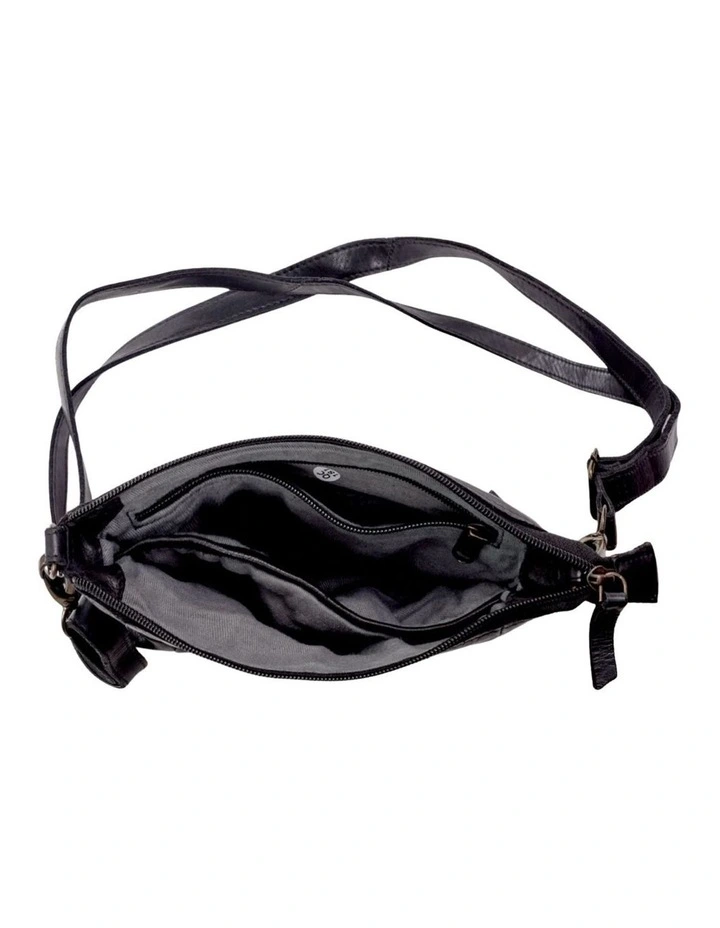 [Ballarat]   [Quilted Leather]   [Crossbody Bag] [in Black] image 4