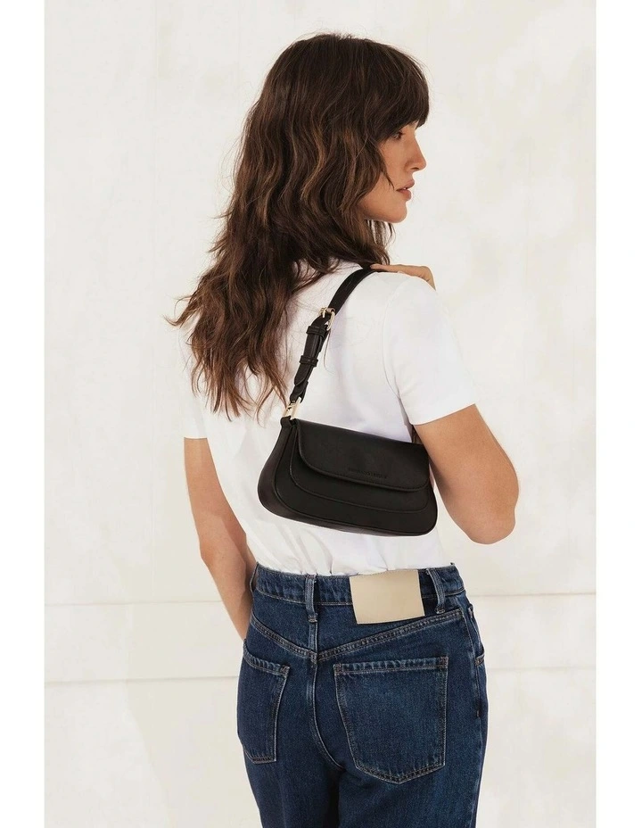 Hailey Shoulder Bag in Black image 3