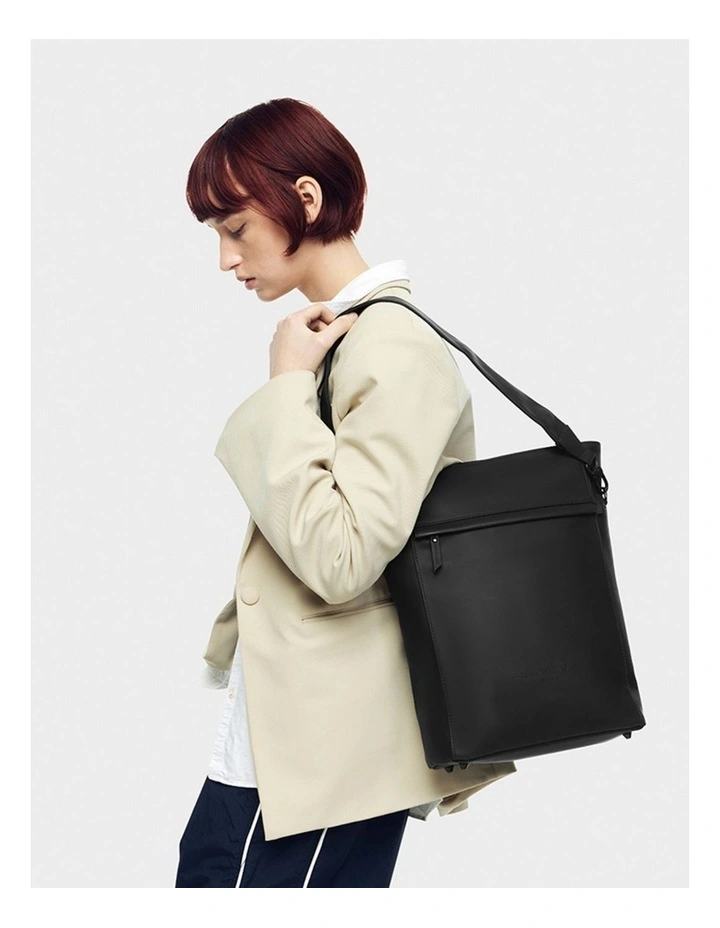 Gaston Luga Tate (11L) 2-in-1 Shoulder Bag and Backpack for 13/14 Laptops - Black image 4
