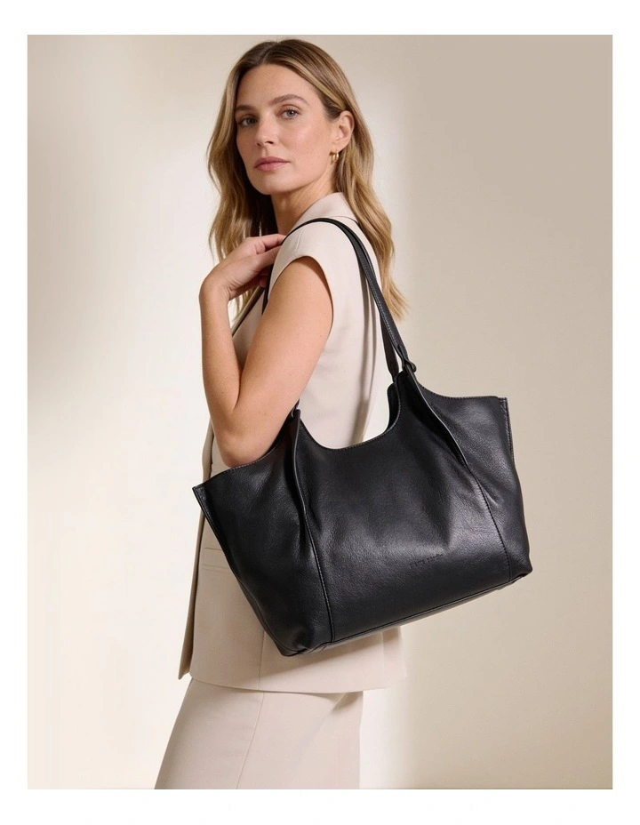 Pierre Cardin Genuine Italian Leather Shoulder Bag in Black image 2