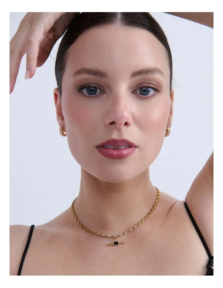 Genevieve Wavy T-Bar Necklace - 18K Gold Plated image 2