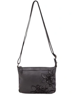 Eliza cross body bag w/ adjustable strap in black