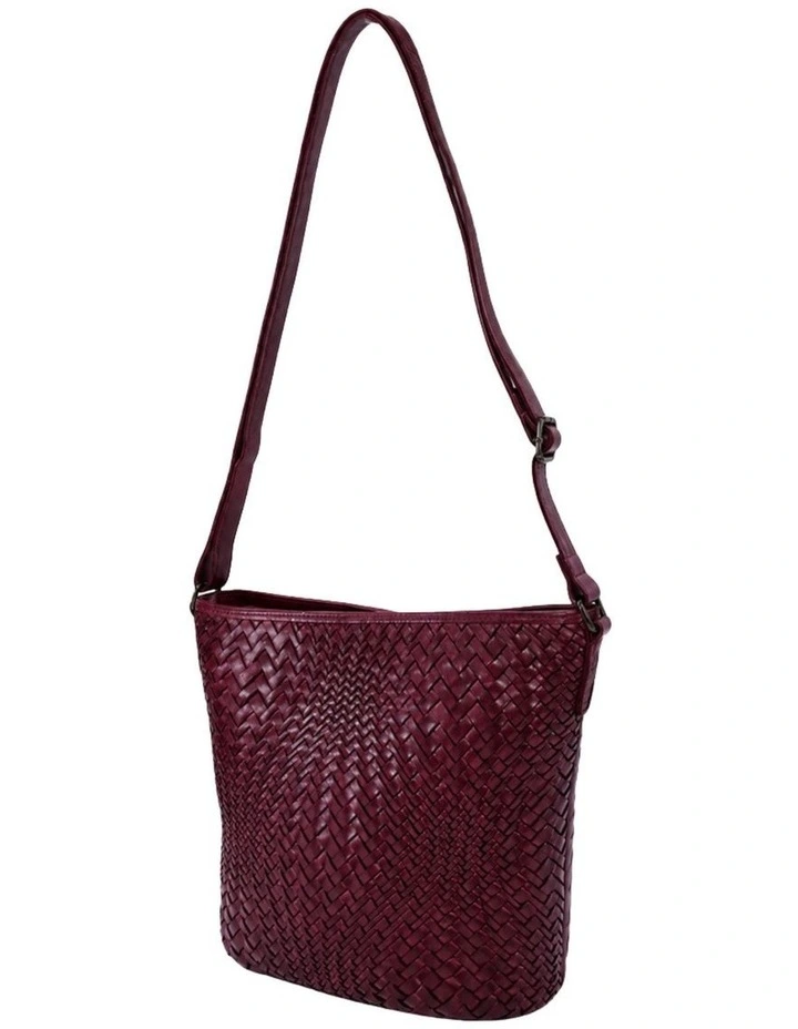 Coogee cross body bag w/ adjustable strap in purple image 3