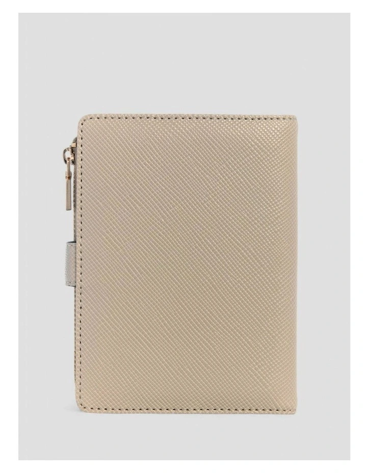 Laurel Passport Case in Beige image 2