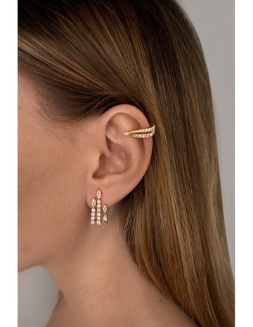 White Diamonds in 18K Gold colour