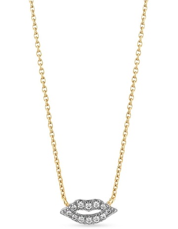 White Diamonds in 18K Gold colour