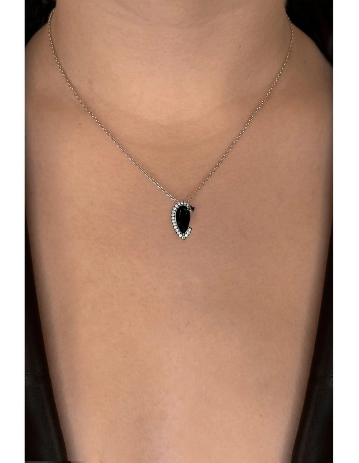 Nourish Necklace Petite image 2
