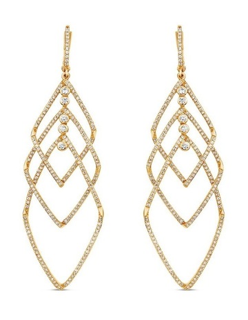 White Diamonds in 18K Gold colour