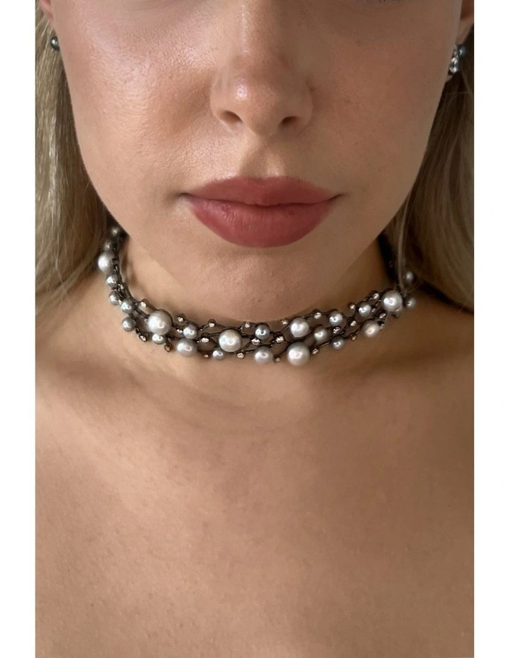 Luna Choker image 1