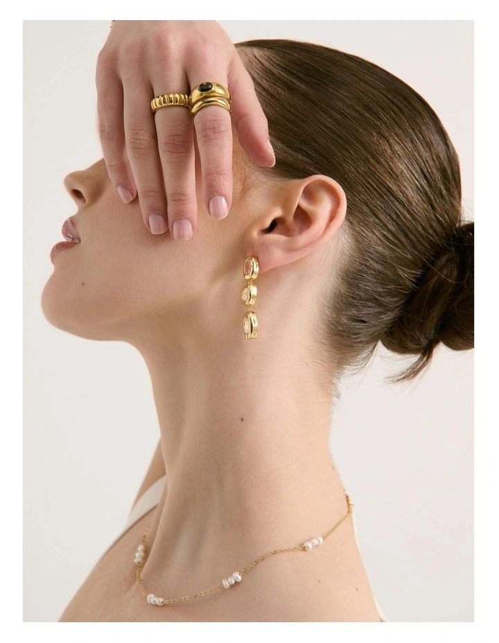 Trio Pearl Necklace - Gold image 5