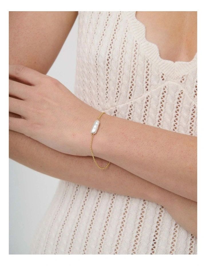 Orbit Baroque Pearl Bracelet - Gold image 2