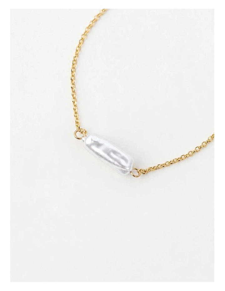Orbit Baroque Pearl Bracelet - Gold image 3