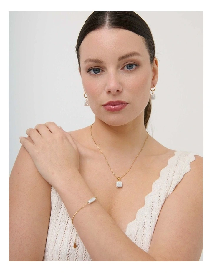 Square Pearl Pendant Necklace - 18k Gold Plated image 4