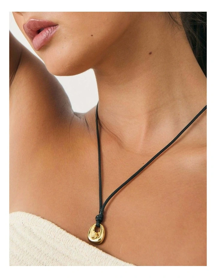 Kaia Rope Charm Necklace - Gold image 2