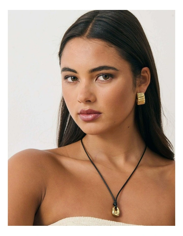 Kaia Rope Charm Necklace - Gold image 4