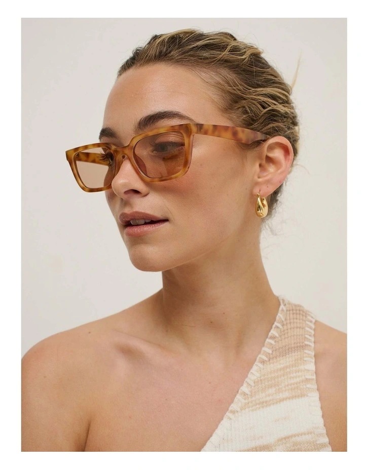 Kitty Rectangular Sunglasses - Vintage Tort image 2