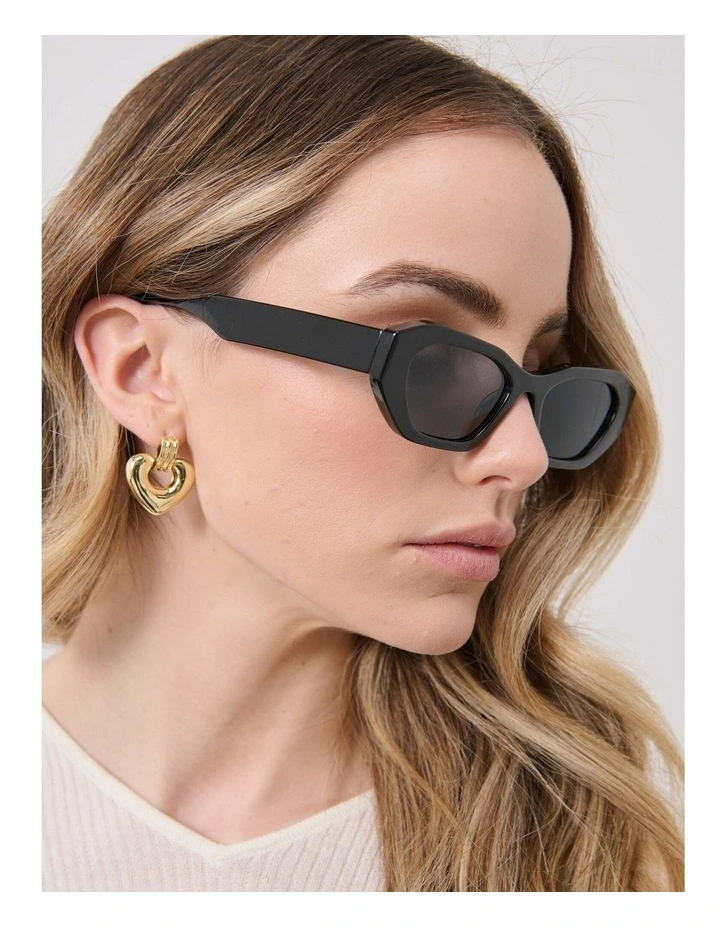Laila Square Frame Sunglasses - Black image 4