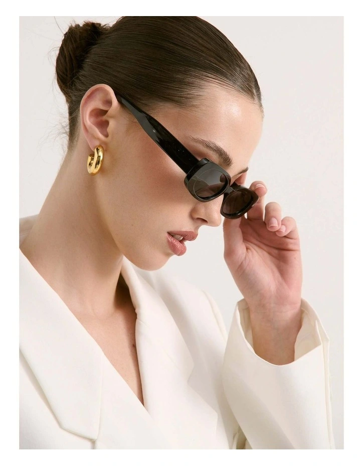 Bijou Polarised Sunglasses - Black image 6