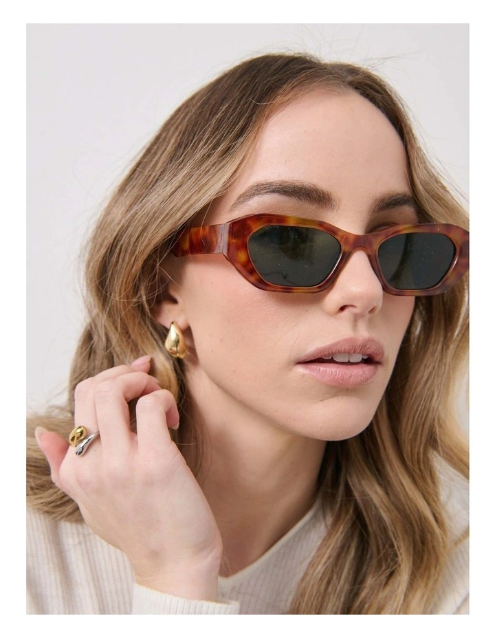 Laila Square Frame Sunglasses - Tort image 2