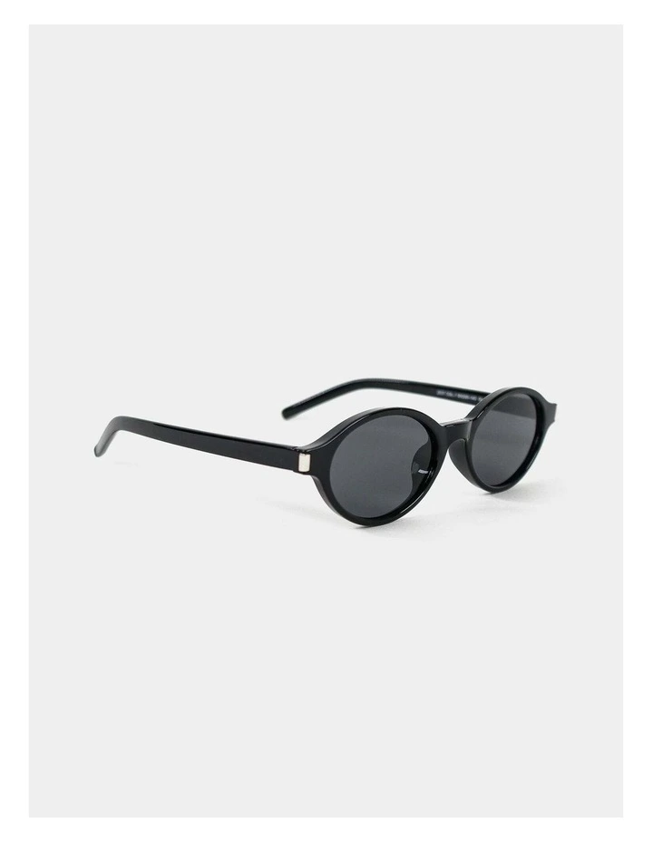 Lexi Oval Sunglasses - Black image 3
