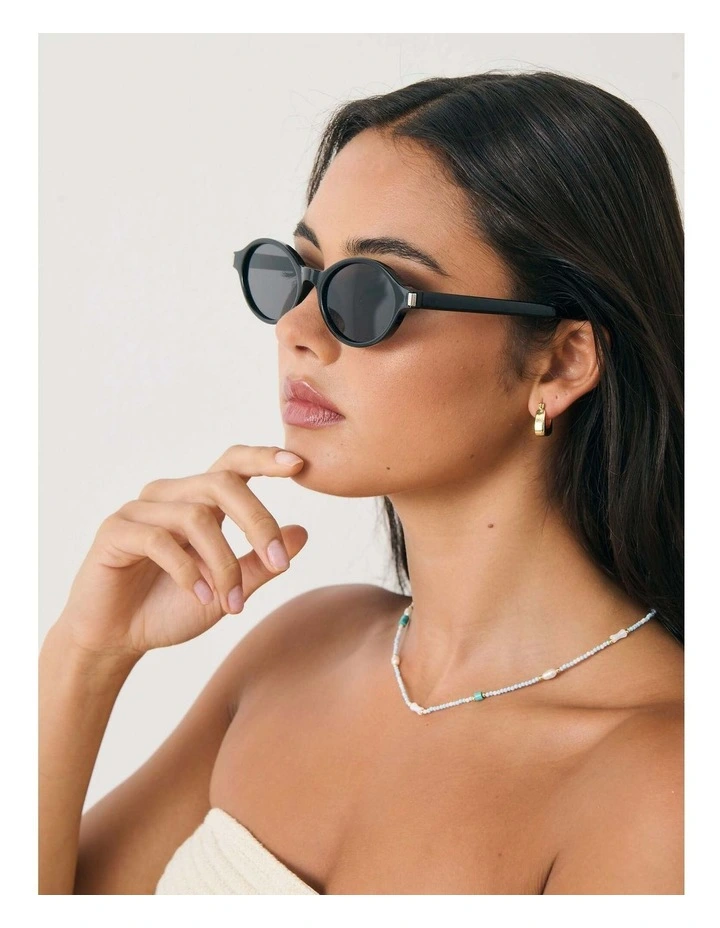 Lexi Oval Sunglasses - Black image 4