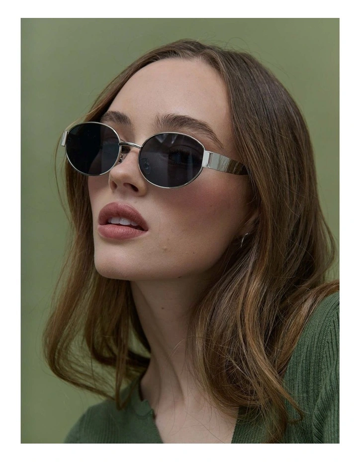 Round Silver Metal Oval Sunglasses - Black image 2