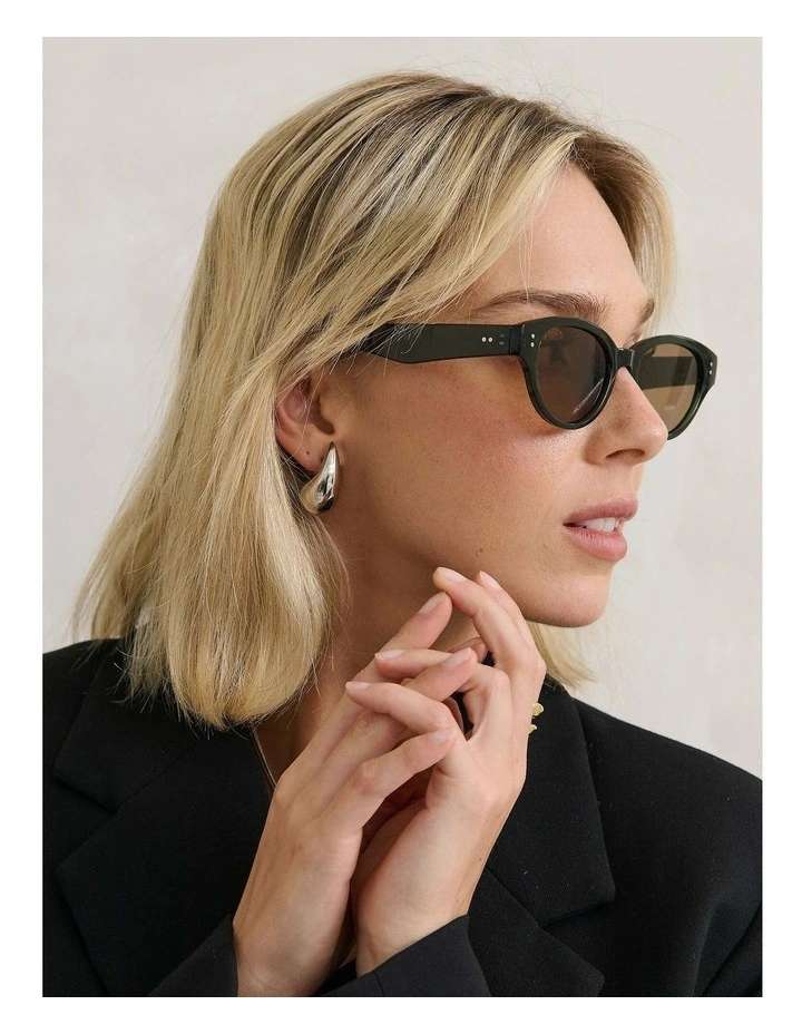 Megan Oval Frame Sunglasses - Green image 4