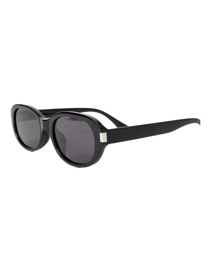 Valerie Polarised Sunglasses - Black image 5
