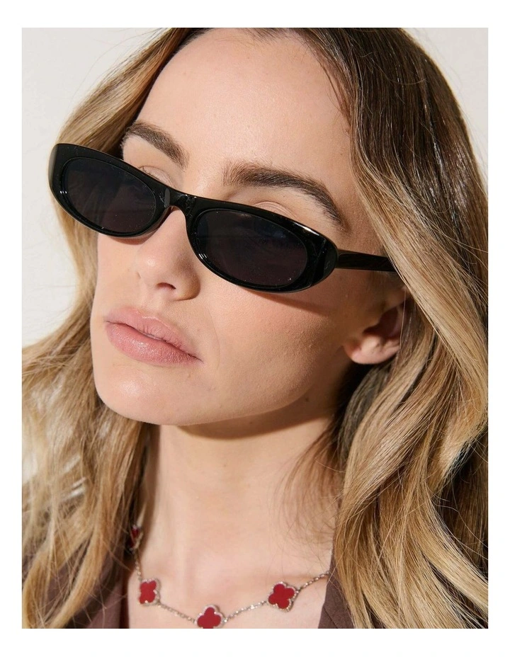 Matilda Sunglasses - Black image 4
