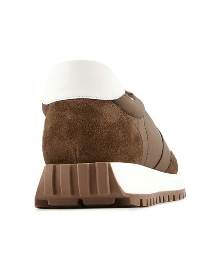 Watson Sneakers in Brown Multi image 3