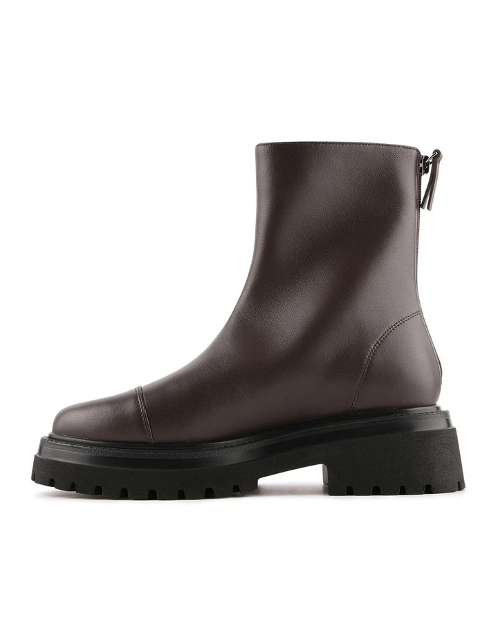 Tatum Flat Ankle Boots in Bitter Choc Leather image 5
