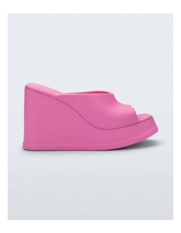Pink colour