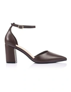Eli Closed Toe Block Heels in Chocolate Brown