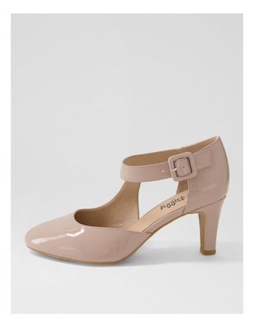 Neutral colour