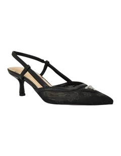 Yanno Pumps in Black