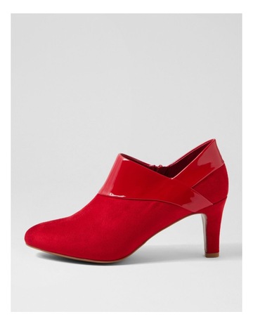 Red colour